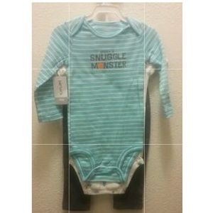 #223👉🏼3 Piece 18 months Little Boy Outfit Or Sleepers